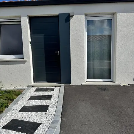La Parenthese De Chaumes Maison T3 Proche De La Mer بيت للعطل