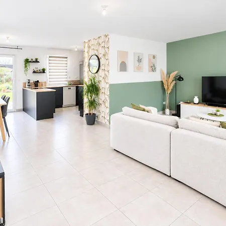 Сasa de vacaciones La Parenthese De Chaumes Maison T3 Proche De La *